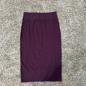 Fabletics Pureluxe Midi Skirt - Oxblood